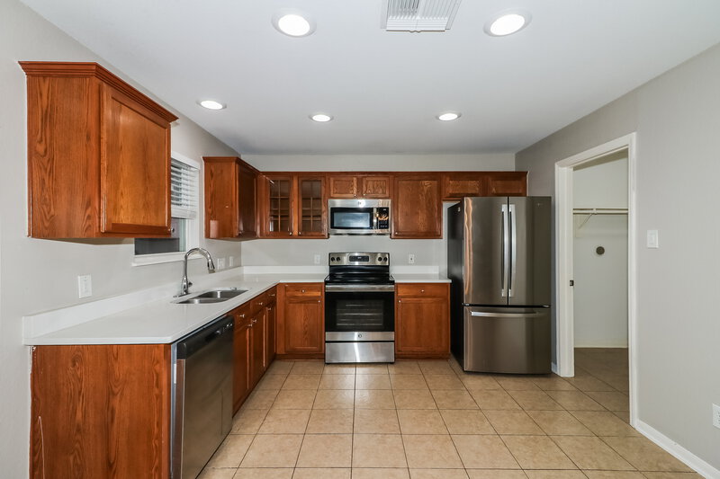 1,730/Mo, 8410 Tararin Ln Richmond, TX 77407 Kitchen View