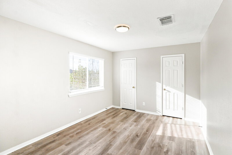 2,240/Mo, 16951 Watering Oaks Ln Houston, TX 77083 Bedroom View