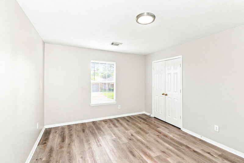 2,240/Mo, 16951 Watering Oaks Ln Houston, TX 77083 Bedroom View 2