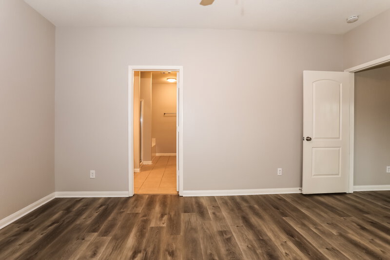 2,510/Mo, 12027 Fairquarter Ln Pinehurst, TX 77362 Main Bedroom View