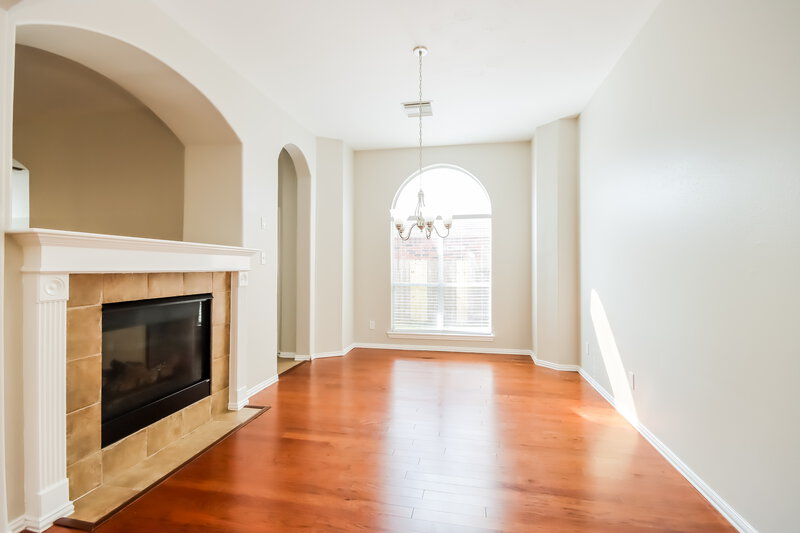 1,930/Mo, 14102 Seagler Springs Ln Houston, TX 77044 Dining Room View 2