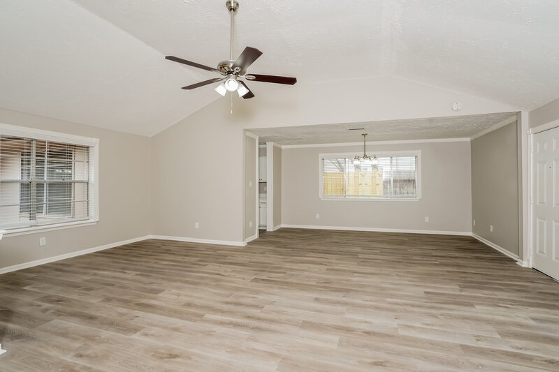 2,055/Mo, 10310 Pear Oak Dr Houston, TX 77065 Living Room View