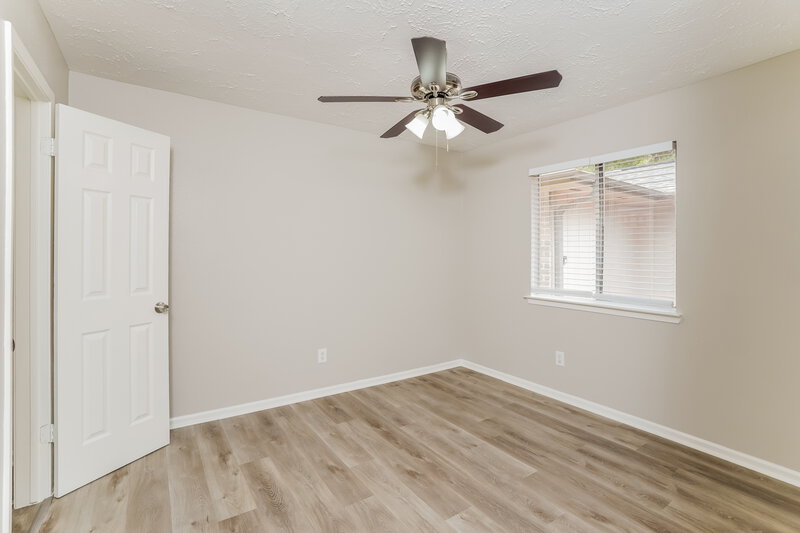 2,055/Mo, 10310 Pear Oak Dr Houston, TX 77065 Bedroom View