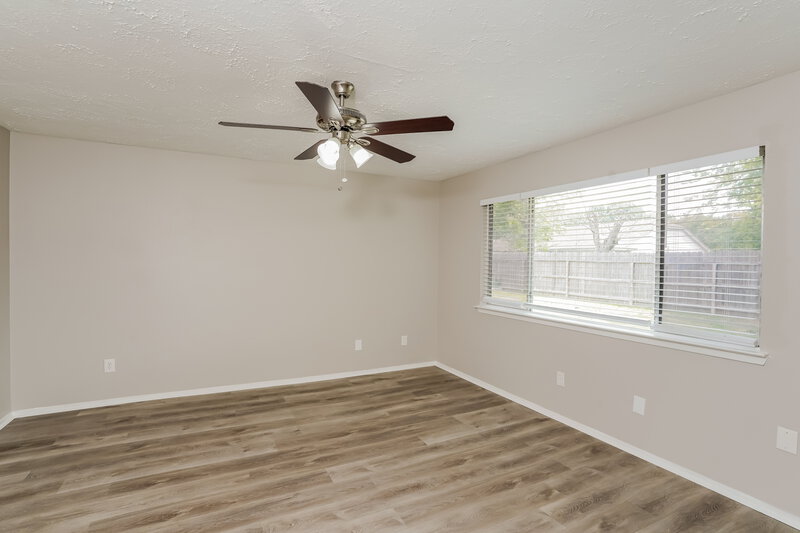 2,055/Mo, 10310 Pear Oak Dr Houston, TX 77065 Bedroom View 2