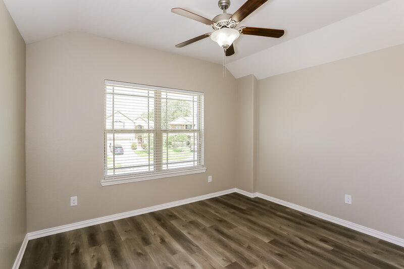2,620/Mo, 16146 Fairway Creek Cir Crosby, TX 77532 Bedroom View 2