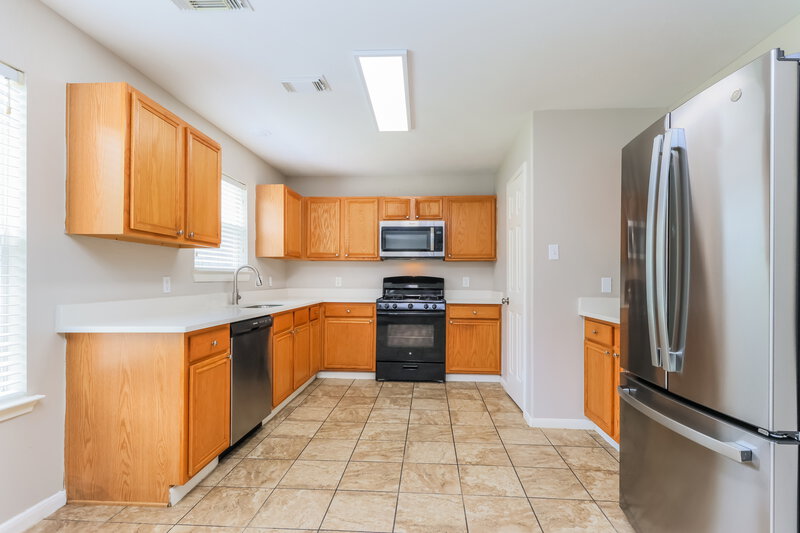 2,325/Mo, 18419 Atascocita Meadows Dr Humble, TX 77346 Kitchen View