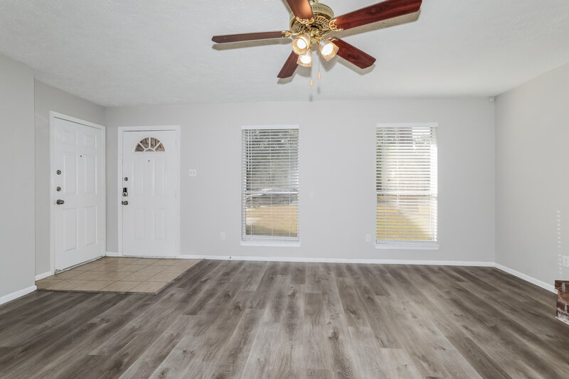 1,710/Mo, 4510 Tylergate Dr Spring, TX 77373 Living Room View 2