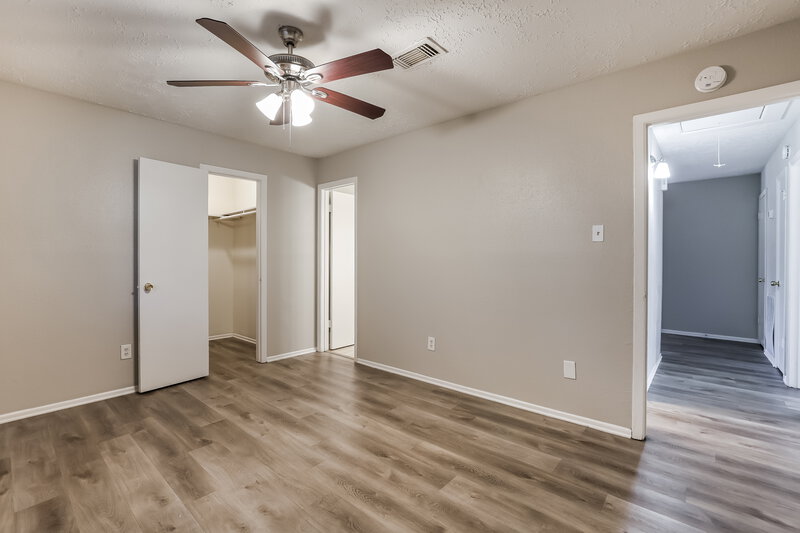 1,615/Mo, 4510 Tylergate Dr Spring, TX 77373 Main Bedroom View