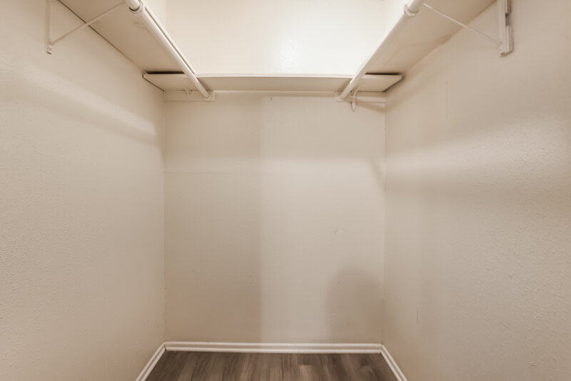 1,615/Mo, 4510 Tylergate Dr Spring, TX 77373 Walk In Closet View