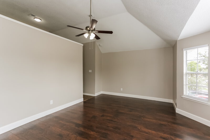 2,145/Mo, 12802 Vitry Ln Houston, TX 77071 Main Bedroom View 2