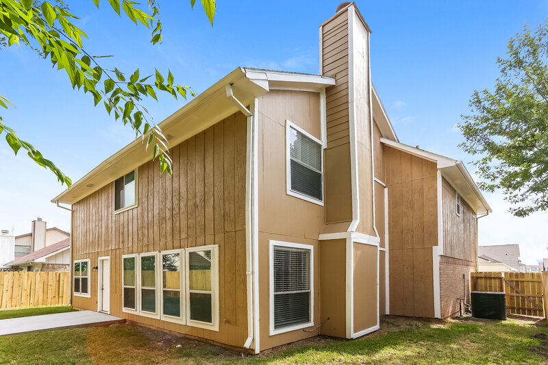 2,145/Mo, 12802 Vitry Ln Houston, TX 77071 Rear View