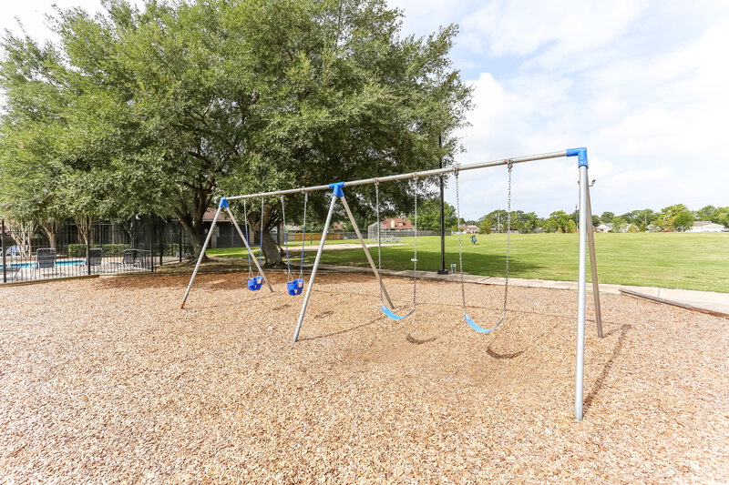 2,145/Mo, 12802 Vitry Ln Houston, TX 77071 Exterior View 2