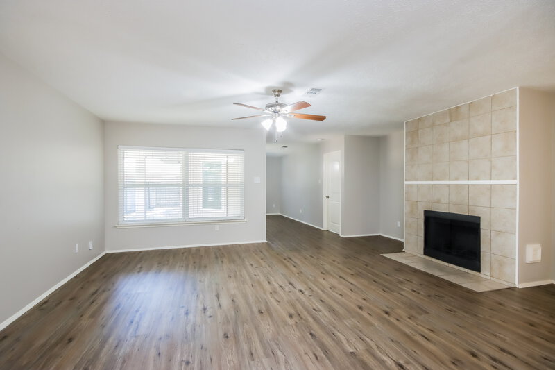 1,850/Mo, 25714 Richards Rd Spring, TX 77386 Living Room View