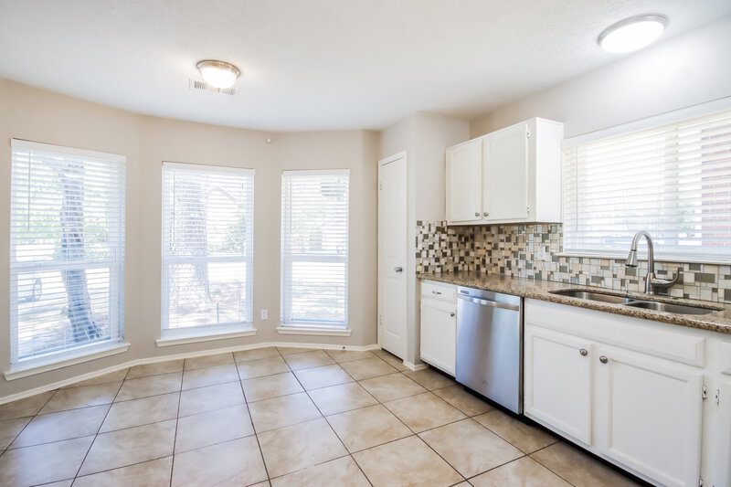 1,850/Mo, 25714 Richards Rd Spring, TX 77386 Kitchen View