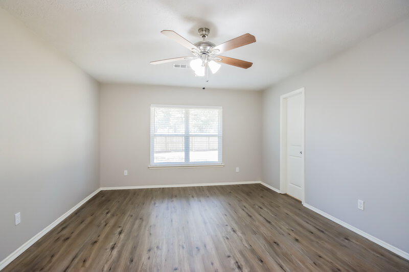 1,850/Mo, 25714 Richards Rd Spring, TX 77386 Main Bedroom View