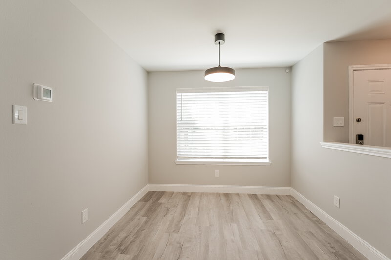 1,900/Mo, 4002 Enclave Mist Ln Richmond, TX 77469 Dining Room View