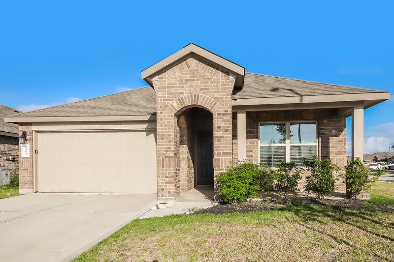 2,020/Mo, 8102 Rose Petals Ln Rosharon, TX 77583 External View