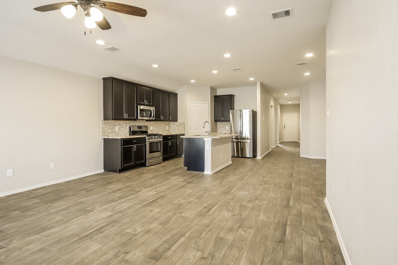 2,020/Mo, 8102 Rose Petals Ln Rosharon, TX 77583 Living Room View 3