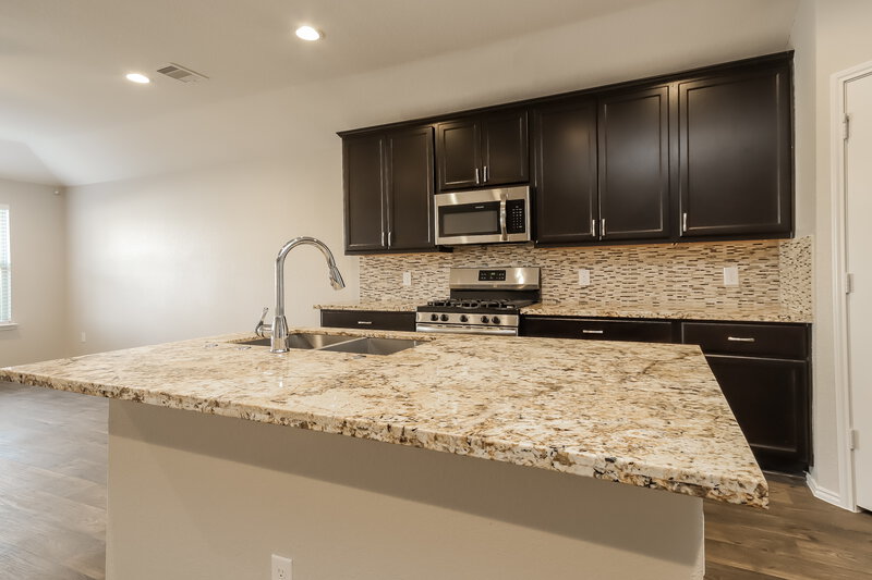 2,020/Mo, 8102 Rose Petals Ln Rosharon, TX 77583 Kitchen View