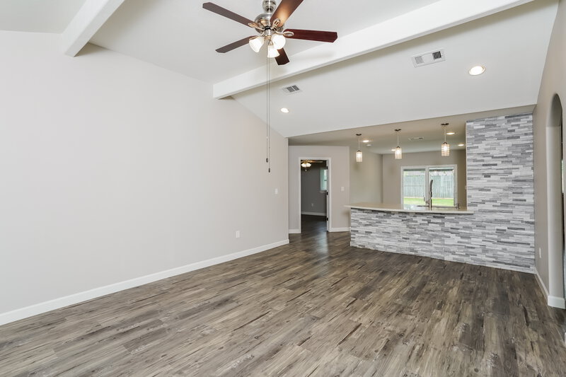 2,180/Mo, 5816 Misty Meadow St League City, TX 77573 Living Room View
