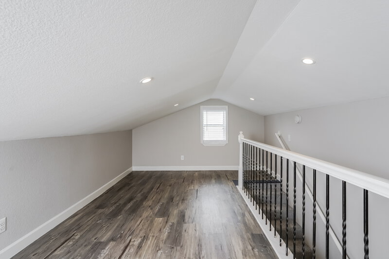 2,180/Mo, 5816 Misty Meadow St League City, TX 77573 Loft View