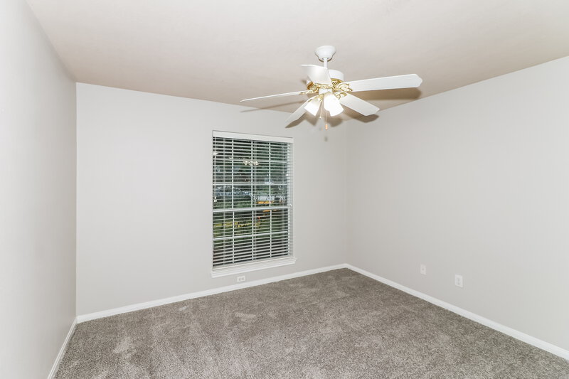 2,085/Mo, 810 Courtside Dr E League City, TX 77573 Bedroom View
