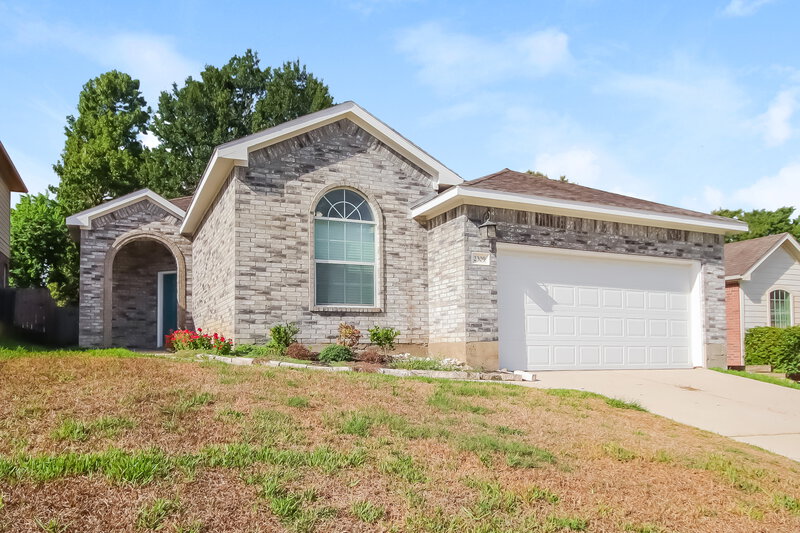 1,860/Mo, 2309 Highland Crossing Dr Conroe, TX 77304 External View