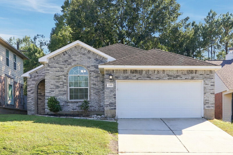 1,875/Mo, 2309 Highland Crossing Dr Conroe, TX 77304 External View