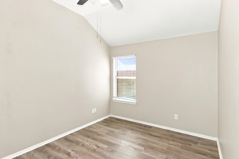 1,875/Mo, 2309 Highland Crossing Dr Conroe, TX 77304 Bedroom View