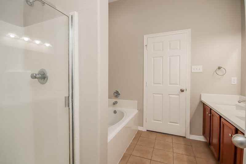 1,860/Mo, 2309 Highland Crossing Dr Conroe, TX 77304 Misc View 11