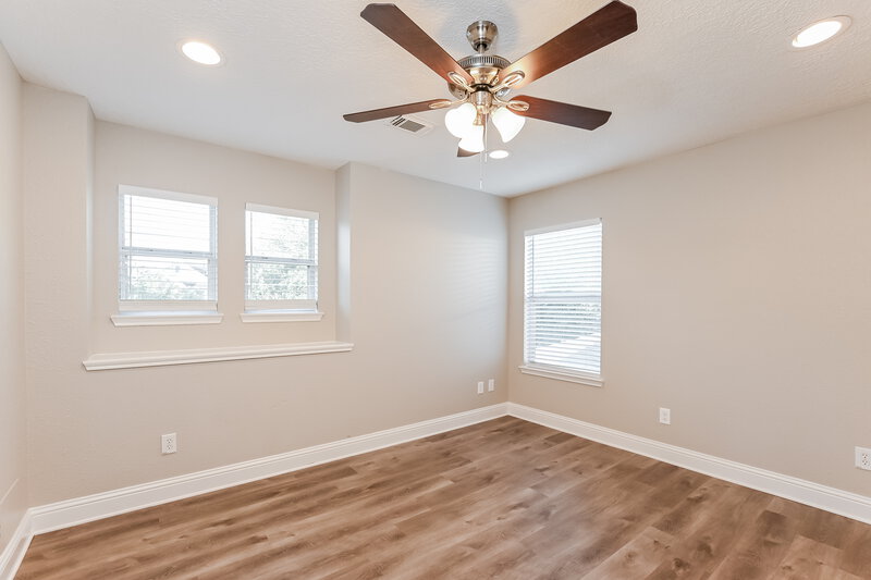 2,240/Mo, 11230 Wild Goose Dr Tomball, TX 77375 Bedroom View 3