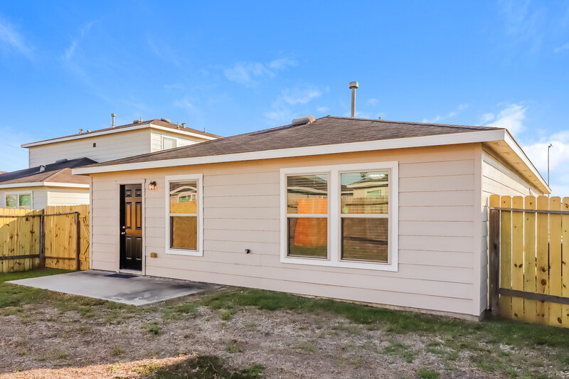 1,645/Mo, 919 Coffee Mill Creek Ln Rosenberg, TX 77471 Rear View 2