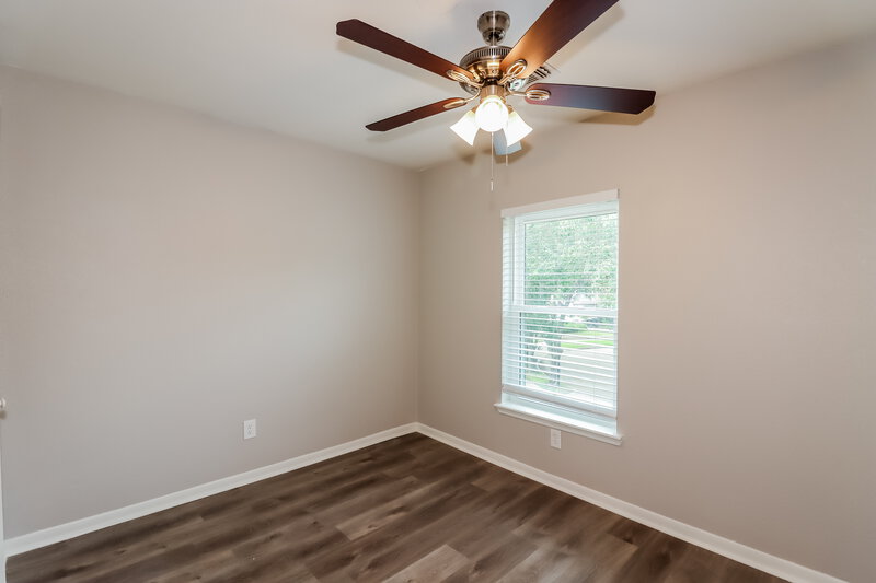 2,130/Mo, 2806 Sunshine Circle Sugar Land, TX 77479 Bedroom View 2