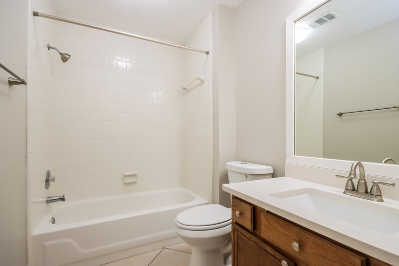 2,280/Mo, 5015 Cupids Bower Ct Spring, TX 77388 Bathroom View 2