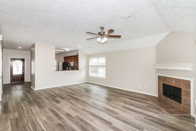 2,070/Mo, 21947 Gosling Cedar Pl Spring, TX 77388 Living Room View 2