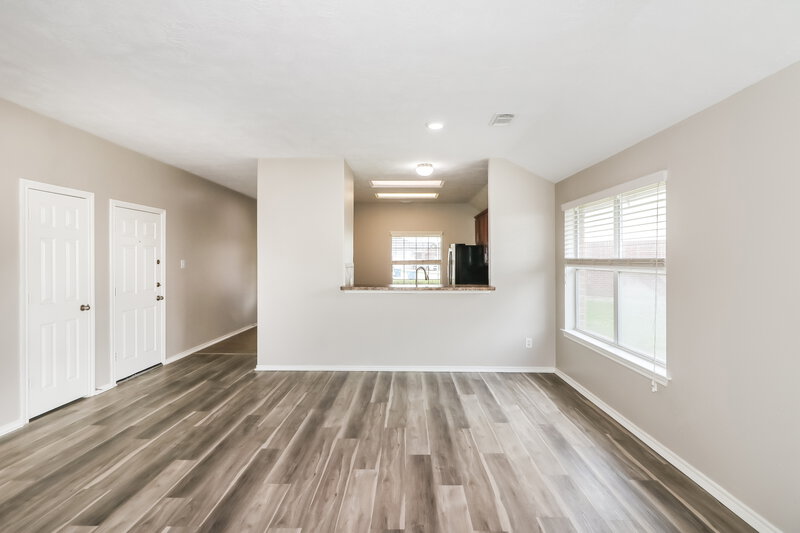 2,070/Mo, 21947 Gosling Cedar Pl Spring, TX 77388 Living Room View 3