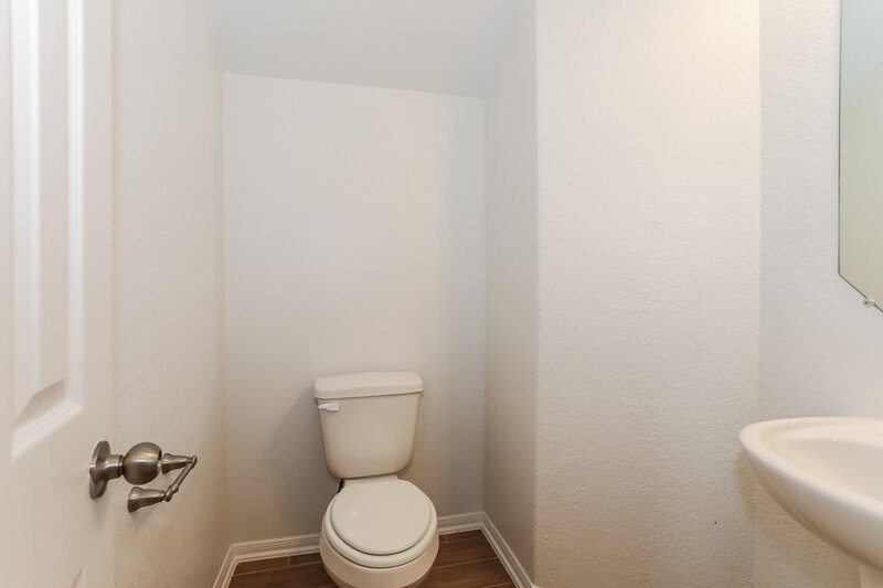2,055/Mo, 16389 Olive Sparrow Dr Conroe, TX 77385 Bathroom View