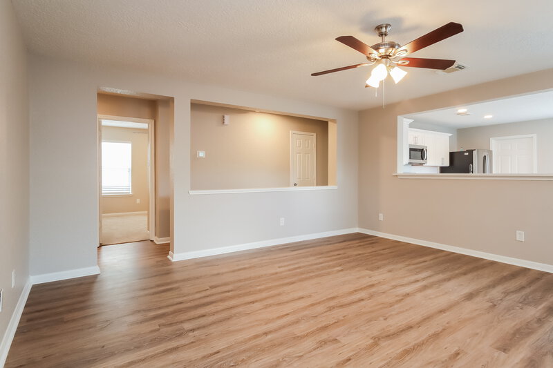 2,035/Mo, 3434 Legends Wild Dr Spring, TX 77386 Living Room View 2
