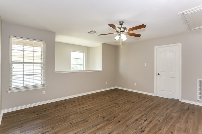 2,320/Mo, 2811 Puddle Duck Ct Humble, TX 77396 Den View