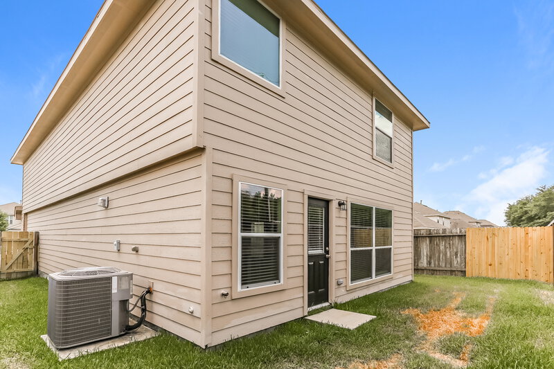 2,320/Mo, 2811 Puddle Duck Ct Humble, TX 77396 Rear View