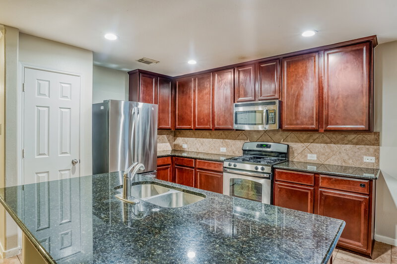 2,690/Mo, 26522 Marble Point Ln Katy, TX 77494 Kitchen View