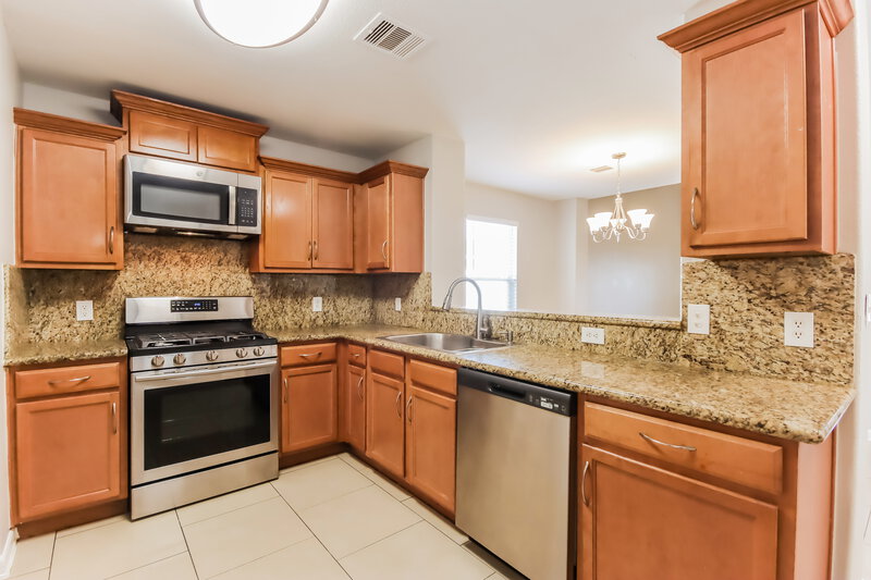 2,045/Mo, 7711 Fox Knoll Ln Humble, TX 77338 Kitchen View
