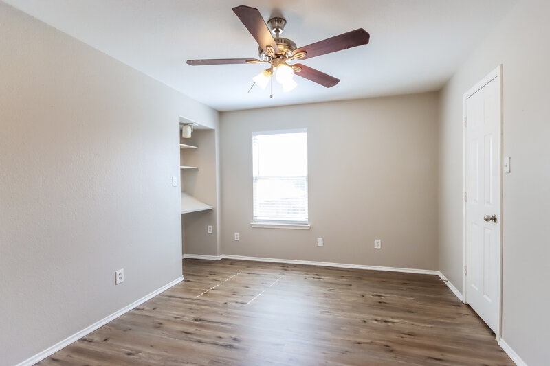 2,045/Mo, 7711 Fox Knoll Ln Humble, TX 77338 Bedroom View