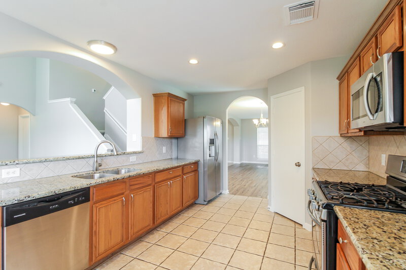 2,475/Mo, 1225 Law Ct Rosenberg, TX 77471 Kitchen View 2