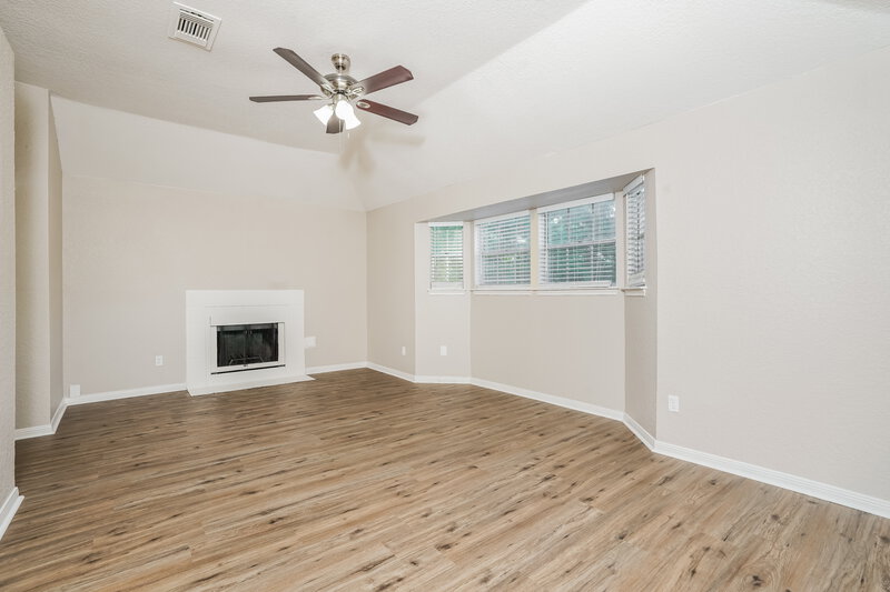 2,215/Mo, 19411 Lake Hollow Ln Houston, TX 77084 Main Bedroom View