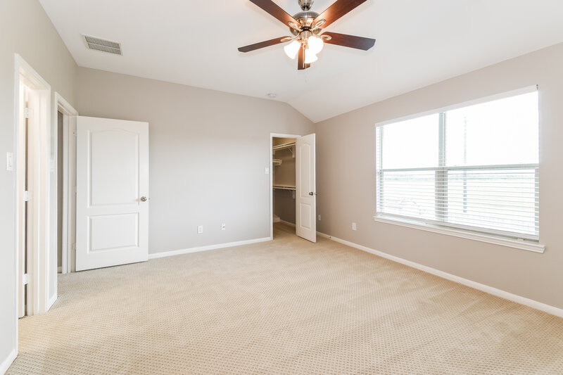2,145/Mo, 5138 Lagoon Ct Bacliff, TX 77518 Main Bedroom View 2