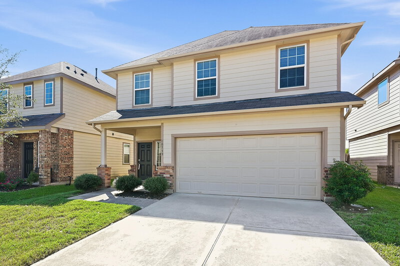2,035/Mo, 18739 Cooper Ravine Way Katy, TX 77449 Front View