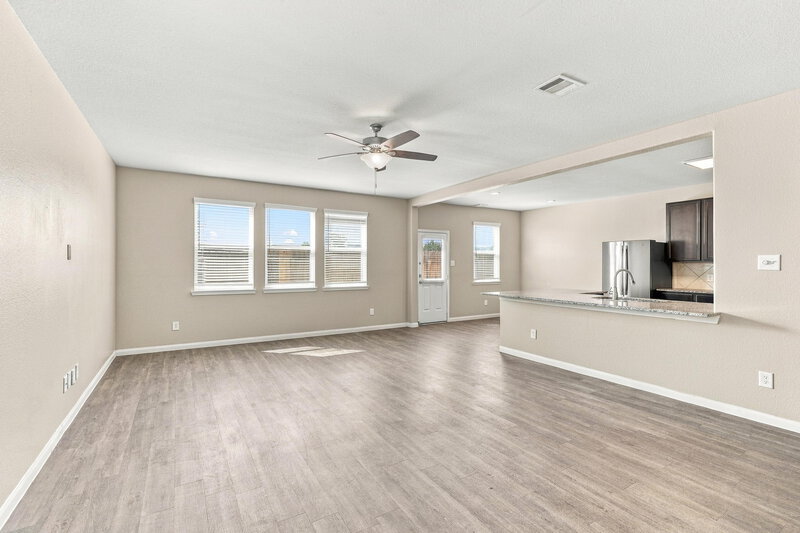 2,035/Mo, 18739 Cooper Ravine Way Katy, TX 77449 Living Room View