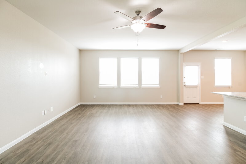 2,105/Mo, 18739 Cooper Ravine Way Katy, TX 77449 Living Room View