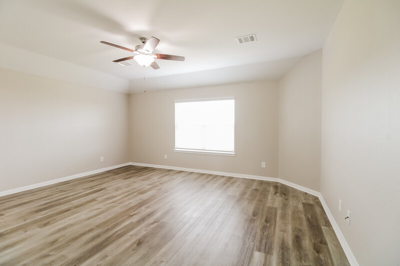 2,105/Mo, 18739 Cooper Ravine Way Katy, TX 77449 Main Bedroom View 3